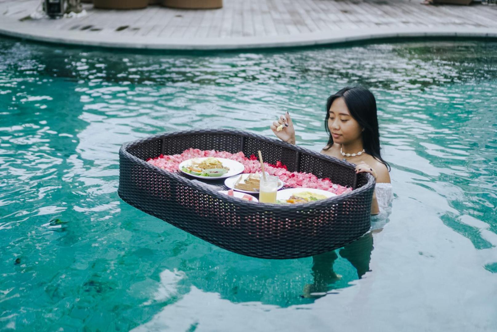 Pangkung Carik Villa By Pramana Villas Blahbatu ภายนอก รูปภาพ