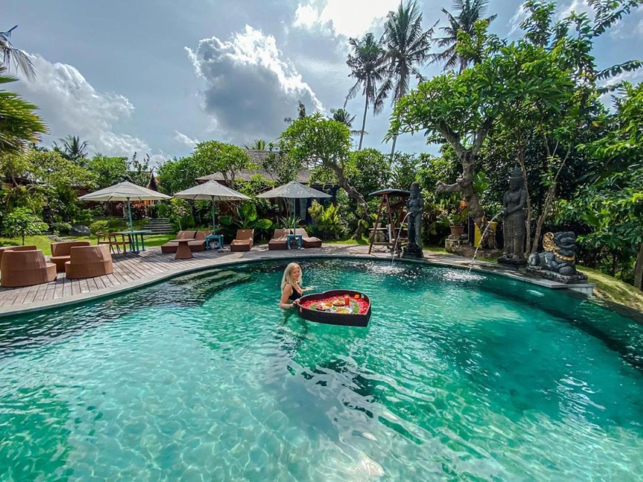 Pangkung Carik Villa By Pramana Villas Blahbatu ภายนอก รูปภาพ